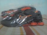 NIKE SHOX TURBO
